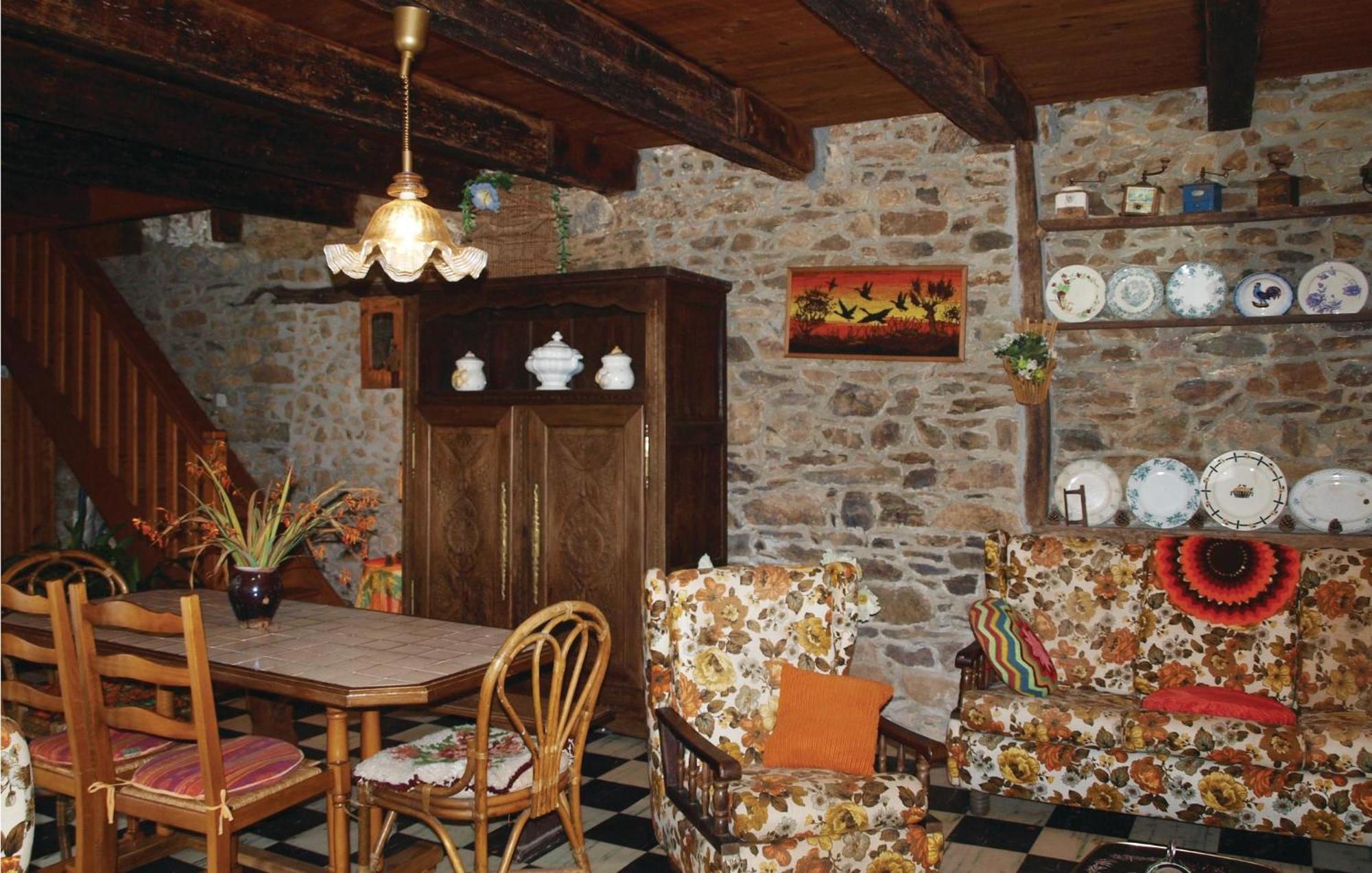 Lovely Home In Le Faouet With Kitchen Eksteriør billede